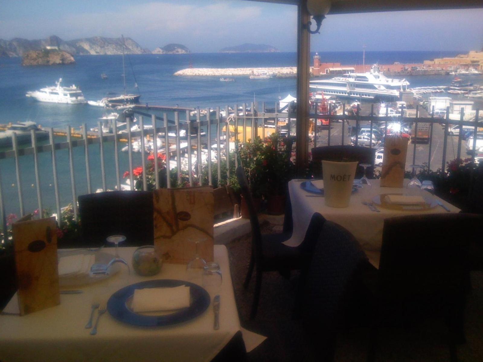 Hotel La Baia Ponza Extérieur photo