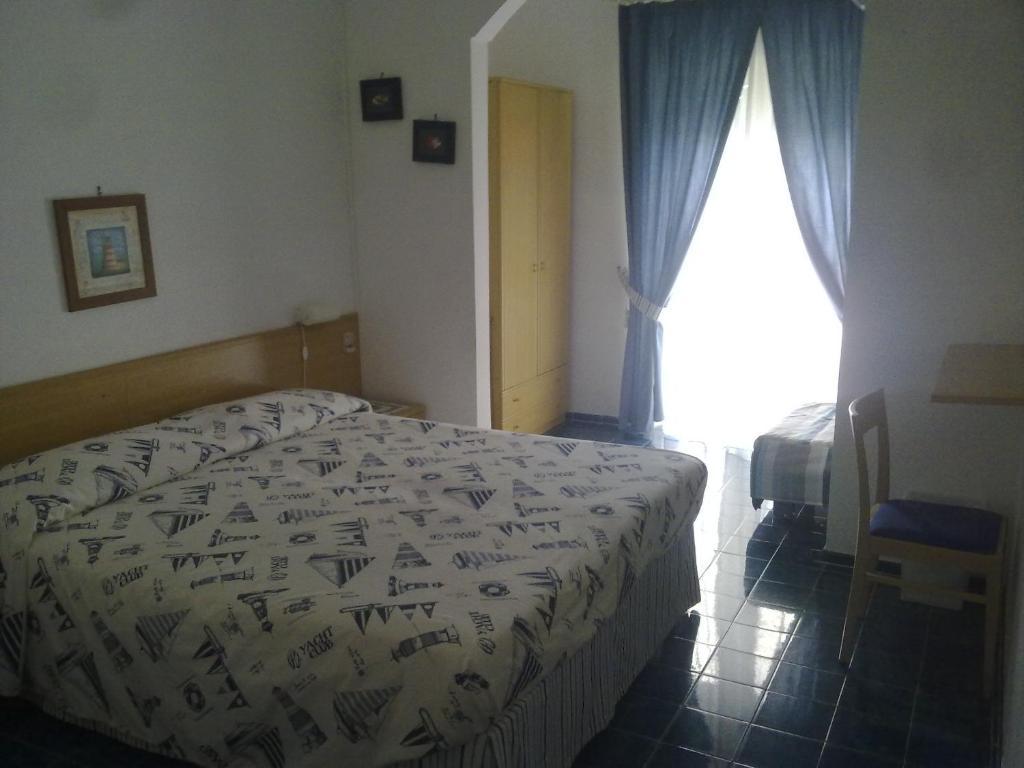 Hotel La Baia Ponza Chambre photo