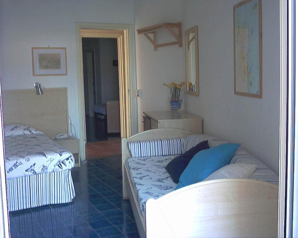 Hotel La Baia Ponza Chambre photo